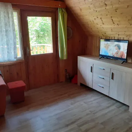Hytte V Moravskeho Krasu *
