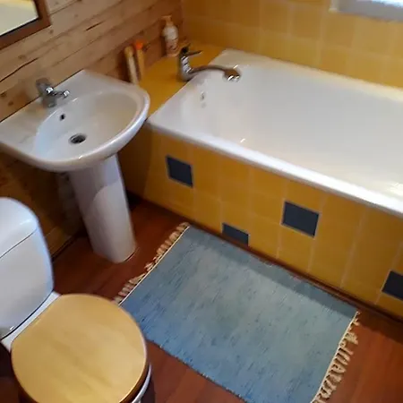 V Moravskeho Krasu 山林小屋 *